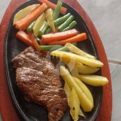 Sirloin Steak Gratis Chicken Steak