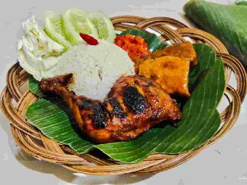 Ayam Gebug Bakar Ojolali, Tanjung Duren