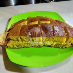 Martabak Keju Kismis