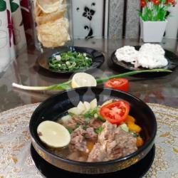 Sop Buntut Irisan Daging Sapi