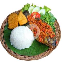 Nila Penyet   Nasih Putih