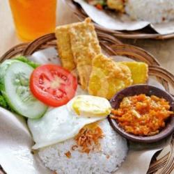 Paket Komplit Telur Ceplok