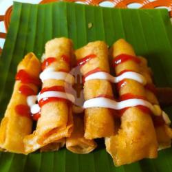 Lumpia Sosis Bungsu  1 Porsi