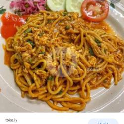 Mie Becek Sosis Teh Sisri