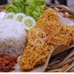 Paket Ayam Goreng Telur Sambal Ijo