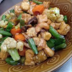 Chiken Cashewnuts / Nasi Ayam Kacang Mente