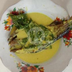 Nasi Gulai Ikan Selai