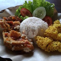 Nasi Tahu Penyet