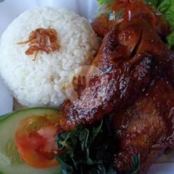 3 Nasi Ayam Kecap   Manis Dingin/nutrisari