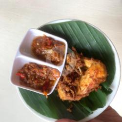 Ayam Goreng Panas