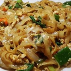 Me Tiau Goreng Ayam Sewir