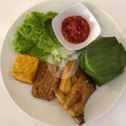 Timbel Ayam Kampung Komplit