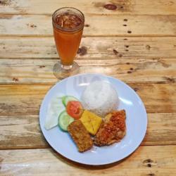 Paket Komplit Ayam Penyet   Tehh Manis