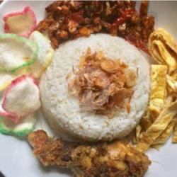 Nasi Uduk Super Komplit  1