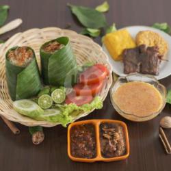 Paket Nasi Uduk 2   Empal   Tahu Tempe   Sambel