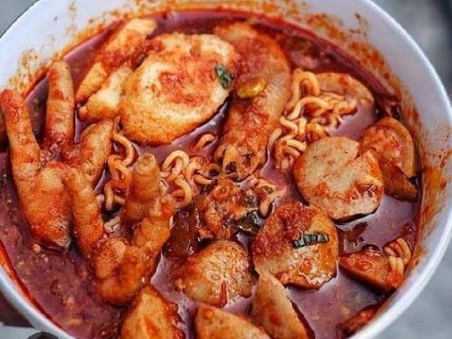 Seblak & Mie Level Ana, Bukit Kemuning