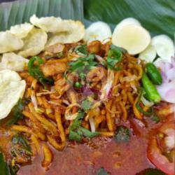 Mie Aceh Rebus Cumi