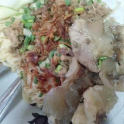 Mie Ayam Jakarta Urat Kikil