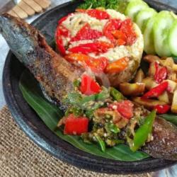 Lele Sambal Pecak   Nasi