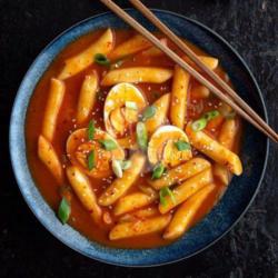 Tteokbokki   Telur Rebus