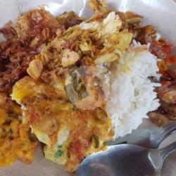 Nasi Campur Telur Dadar