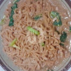 Mie Nyemek