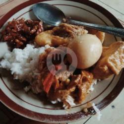 Nasi Rames Telur Bulat