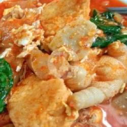 Seblak Dumpling Ayam  Ceker  Baso