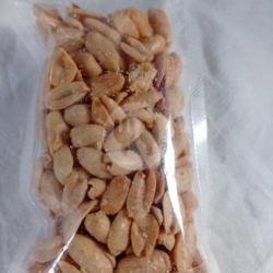 Kacang Tojin