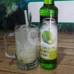 Es Kelapa Sirup Rasa Melon   Susu