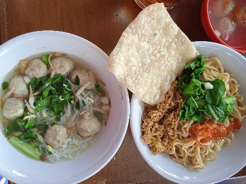 Bakso And Mie Ayam Kampung Curug Indah Gofood