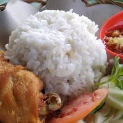 Paket Kumplit Ayam Goreng Dada