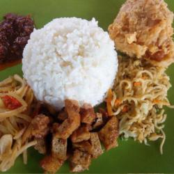 Nasi Campur   Ayam Goreng Tepung / Ikan