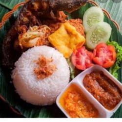 Nasiuduk/ Nasi Kuning  Aym Goreng