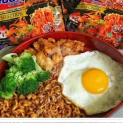 Indomie Sedap Selection   Nasi   Telur   Sosis Free Es Teh / Teh Hangat