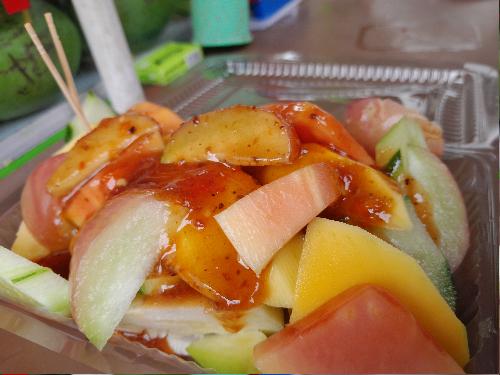 Rujak Buah Cak Ri, Jl Raya Kuta No 75 B