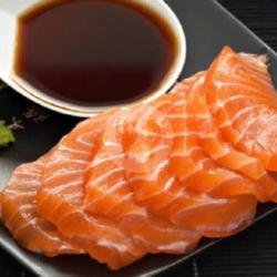 Sashimi Salmon Isi 7pcs