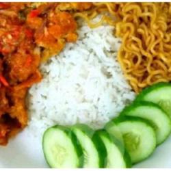 Mie Nasi Ayam Geprek