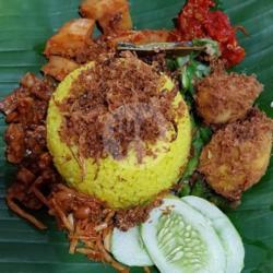 Nasi Uduk Ayam Kalasan