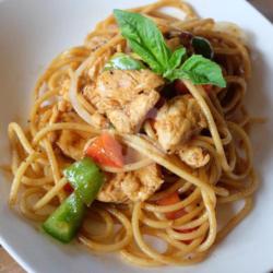 Spaghetti Black Pepper Chicken