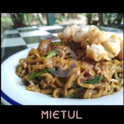 Mie/kwetiaw Goreng Sayap
