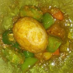 Telor Bulat Bumbu Tomat Ijo