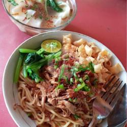 Mie Ayam Pangsit Spesial