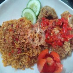 Indomie Geprek   Ayam Geprek