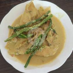 Gulai Kepala Kakap