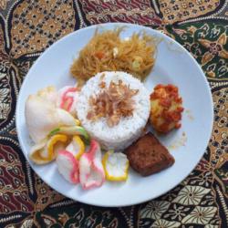 Nasi Uduk Campur