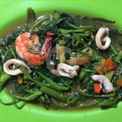 Tumis Kangkung Seafood