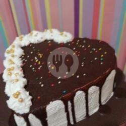 Kue Ulang Tahun Blackforest Uk Love, Coklat