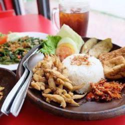 Nasi Penyetan Wader