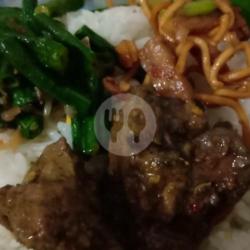 Nasi Jinggo Ati Ayam (sambal Mattah)